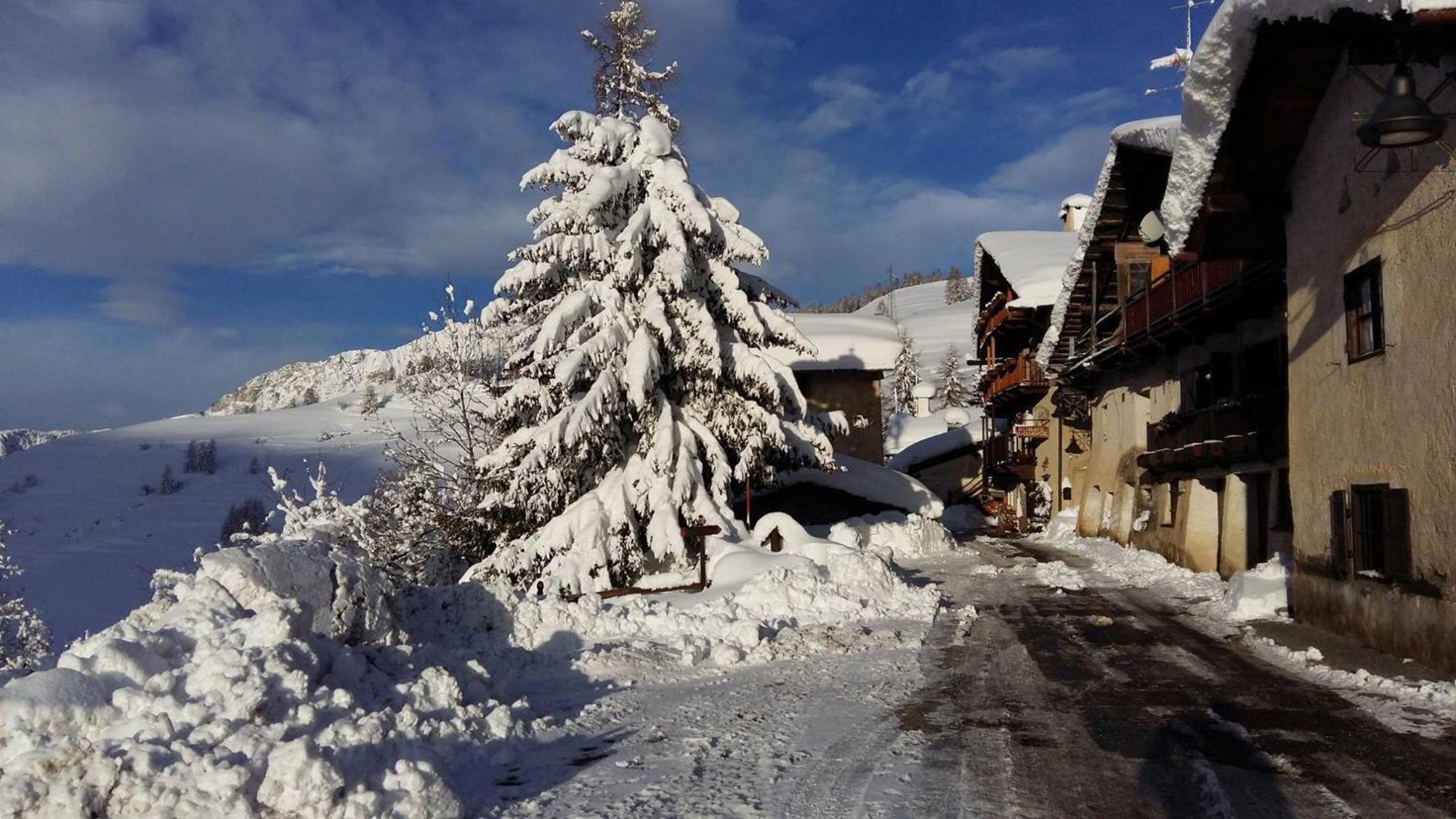 Il Fraitevino Hotel Bed & Breakfast Sestriere Exteriör bild
