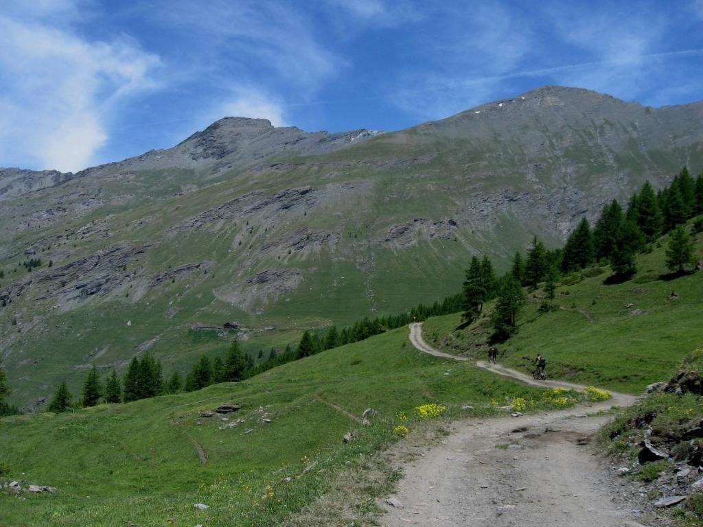 Il Fraitevino Hotel Bed & Breakfast Sestriere Exteriör bild